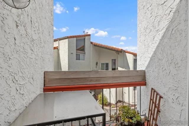 $5,500 | 2322 La Costa Avenue, Unit A, Carlsbad, CA 92009