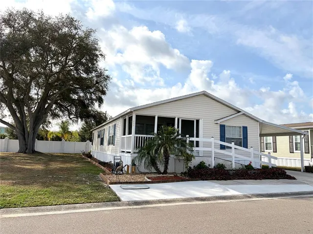 $250,000 | 224 Port Royal Lane, Apollo Beach, FL 33572