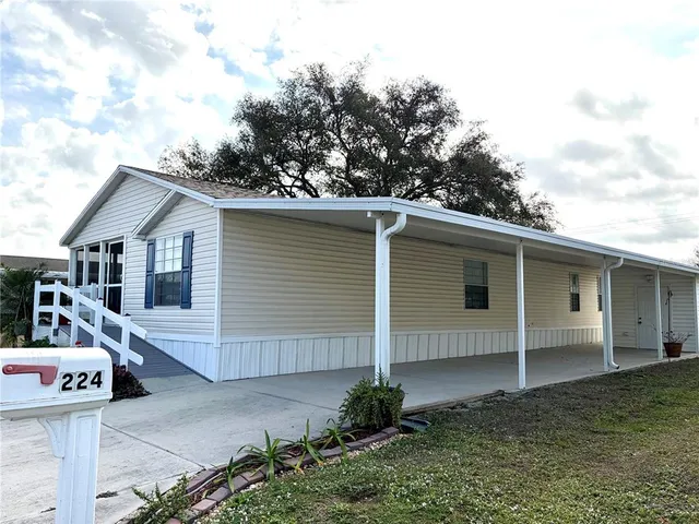 $250,000 | 224 Port Royal Lane, Apollo Beach, FL 33572