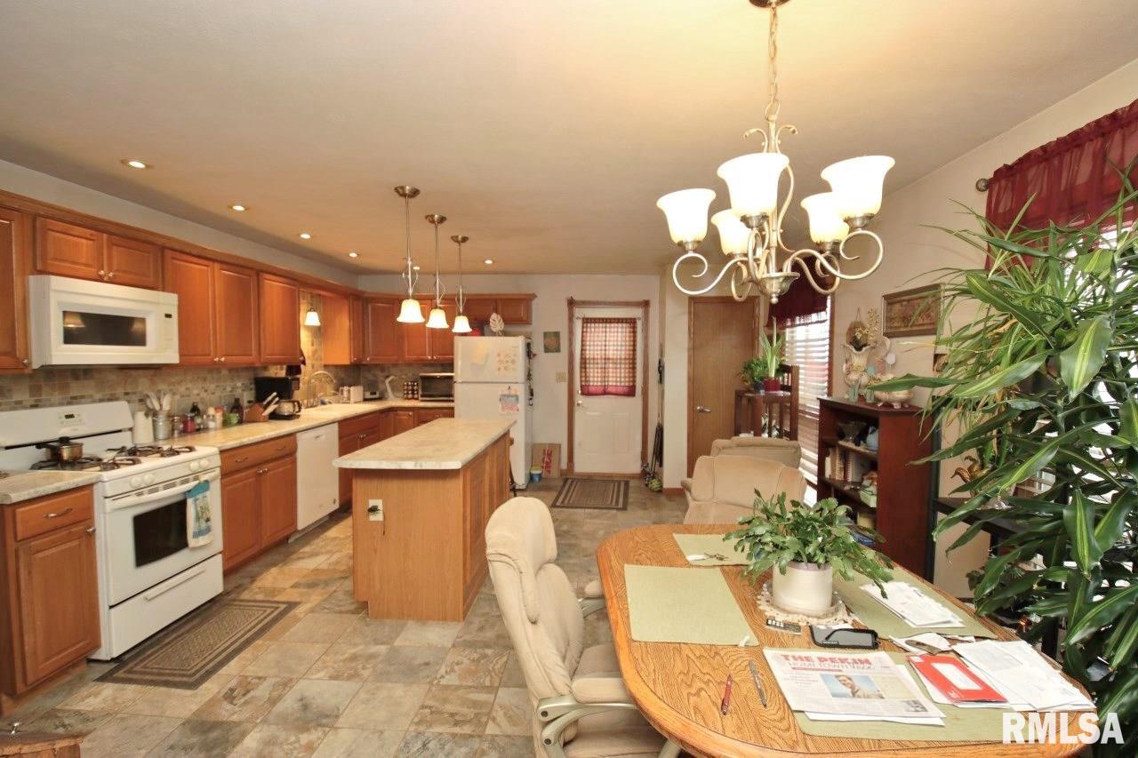 1314 Veerman Street Pekin, IL 61554 - Photo 21 of 38