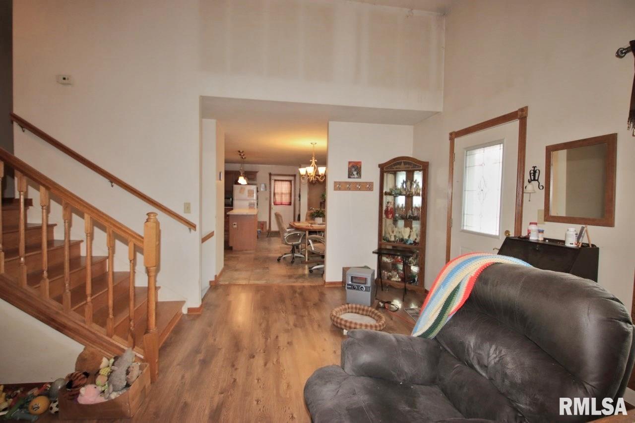 1314 Veerman Street Pekin, IL 61554 - Photo 9 of 38