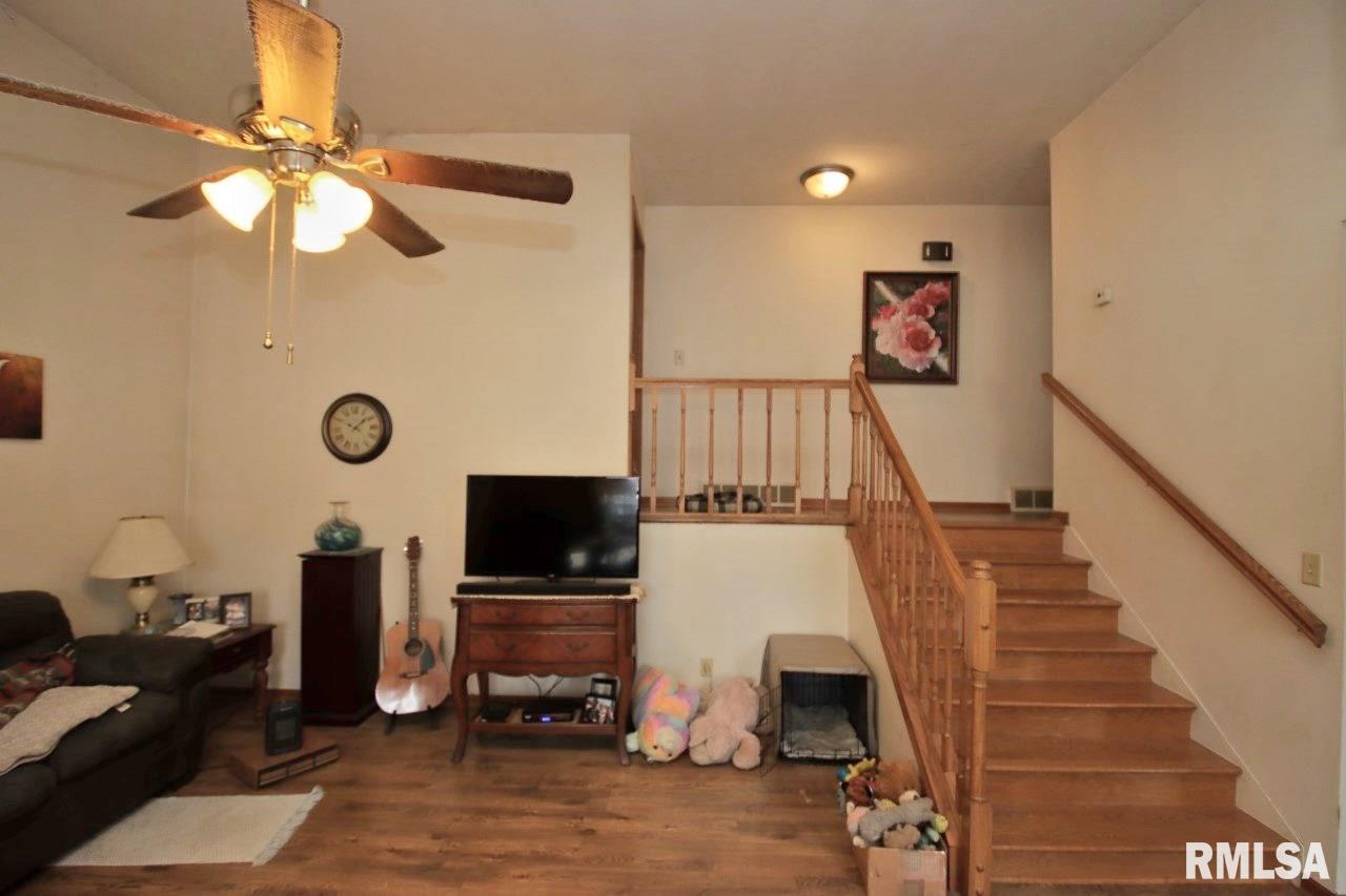 1314 Veerman Street Pekin, IL 61554 - Photo 10 of 38