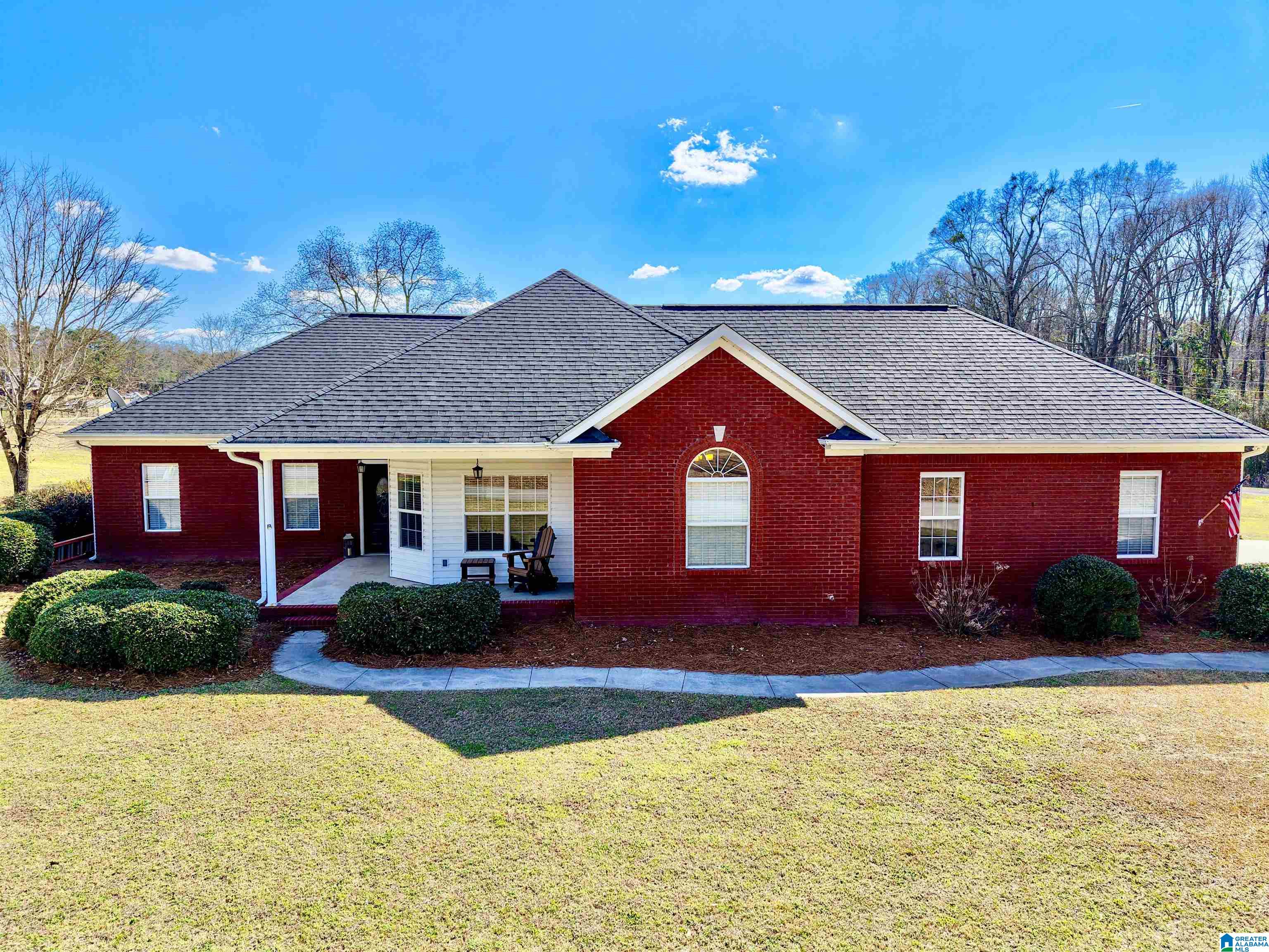 2015 County Road 18 Clanton, AL 35045 - Photo 2 of 17