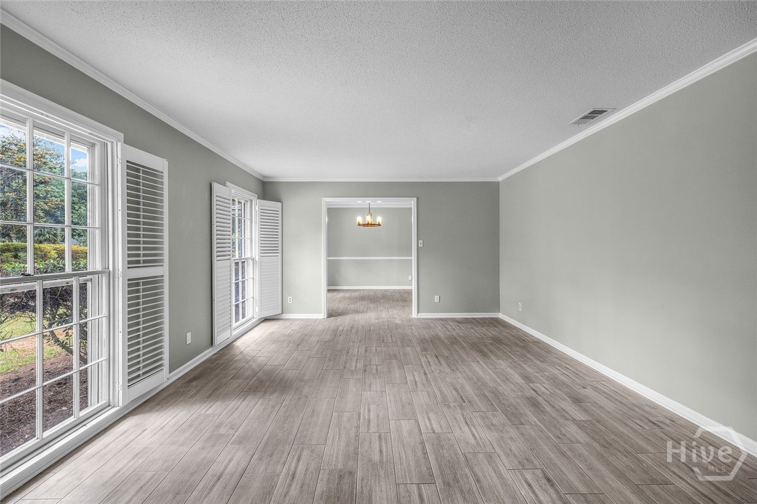 301 Wellington Road Savannah, GA 31410 - Photo 7 of 50