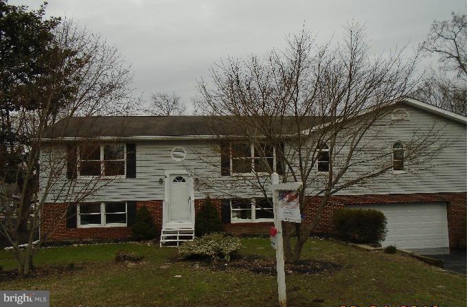8607 Oak Road Baltimore, MD 21219 - Photo 1 of 12 Exterior (Front)