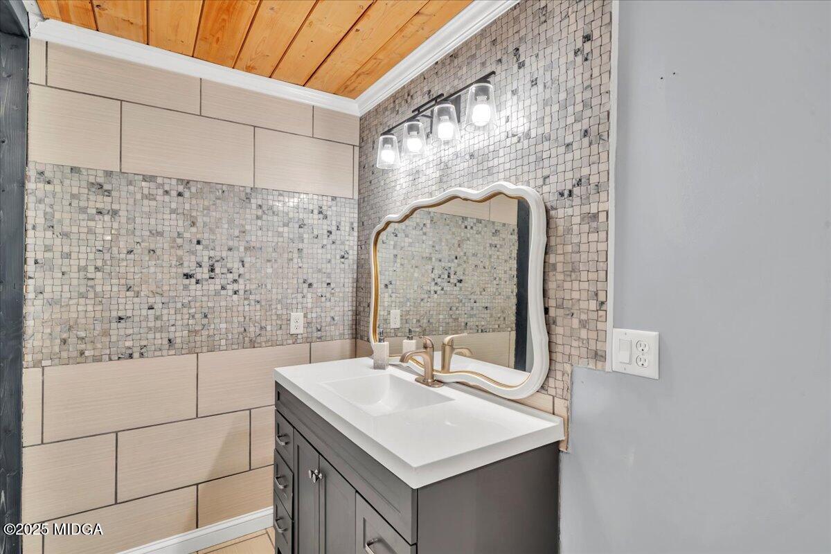 354 Pineview Road Gray, GA 31032 - Photo 22 of 44 a bathroom with a sink and a mirror