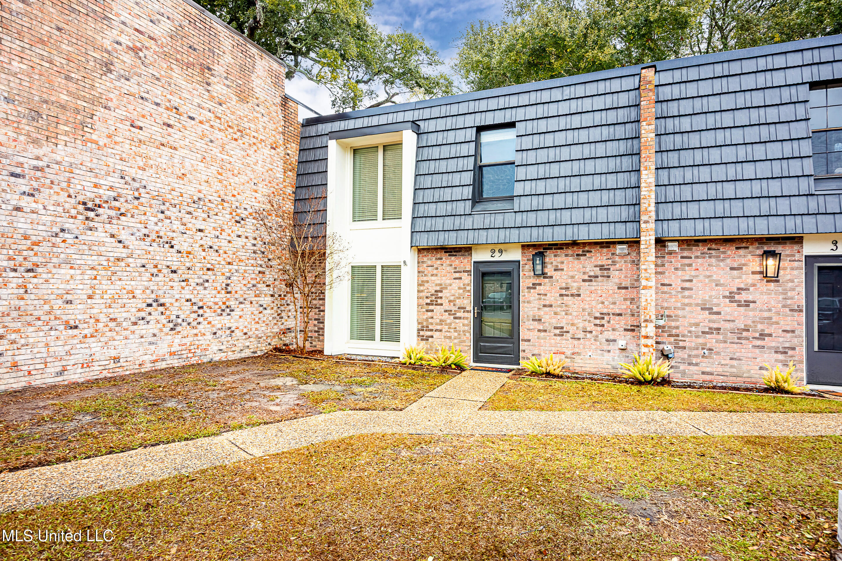 527 Front Beach Drive, Unit 29 Ocean Springs, MS 39564 - Photo 1 of 117 IMG_5087