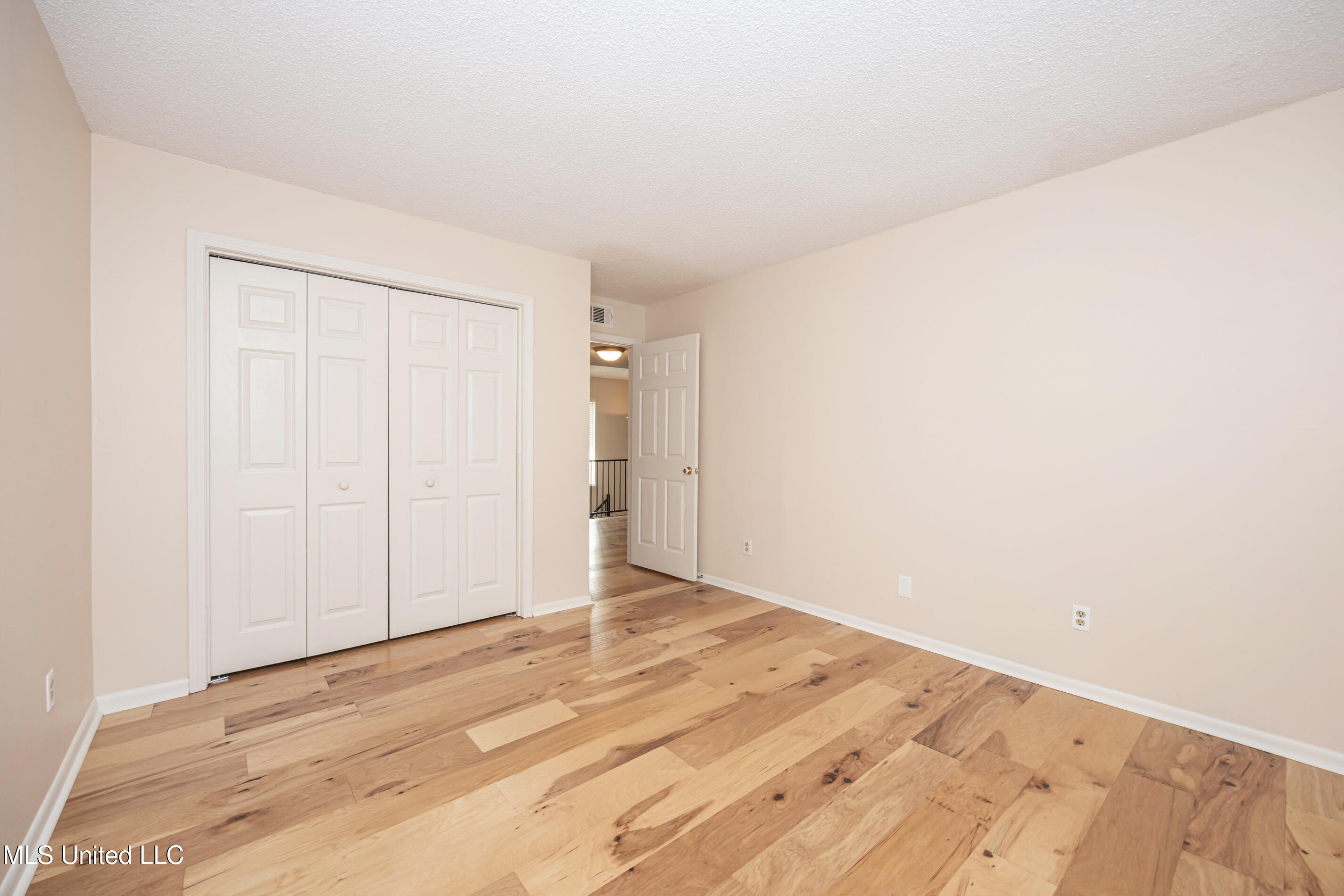 527 Front Beach Drive, Unit 29 Ocean Springs, MS 39564 - Photo 101 of 117 IMG_5138