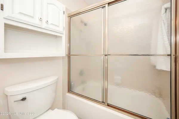 $429,000 | 527 Front Beach Drive, Unit 29, Ocean Springs, MS 39564