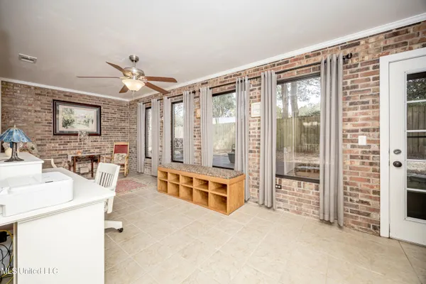 $439,000 | 527 Front Beach Drive, Unit 29, Ocean Springs, MS 39564