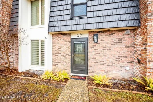 $439,000 | 527 Front Beach Drive, Unit 29, Ocean Springs, MS 39564