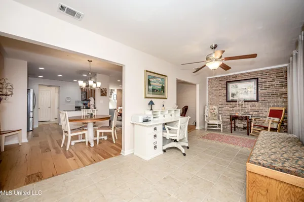 $429,000 | 527 Front Beach Drive, Unit 29, Ocean Springs, MS 39564