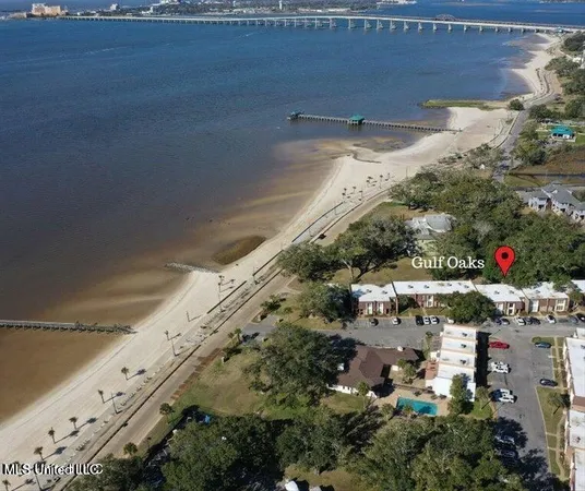 $429,000 | 527 Front Beach Drive, Unit 29, Ocean Springs, MS 39564