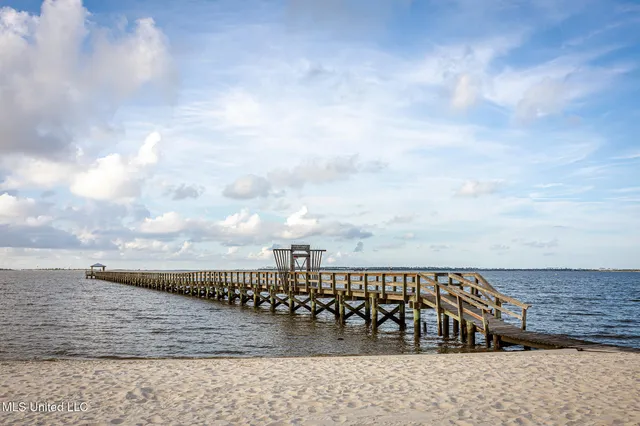 $439,000 | 527 Front Beach Drive, Unit 29, Ocean Springs, MS 39564
