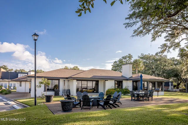 $439,000 | 527 Front Beach Drive, Unit 29, Ocean Springs, MS 39564
