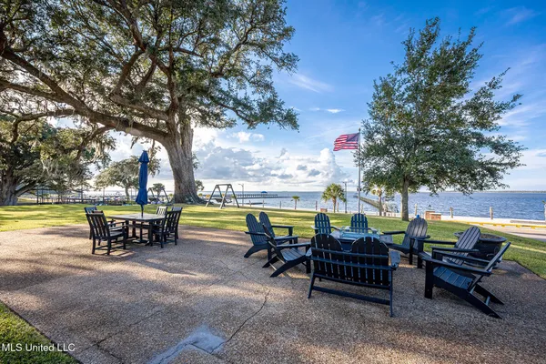 $429,000 | 527 Front Beach Drive, Unit 29, Ocean Springs, MS 39564
