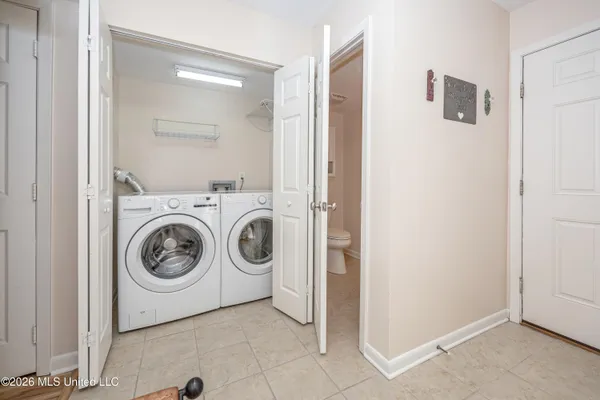 $429,000 | 527 Front Beach Drive, Unit 29, Ocean Springs, MS 39564