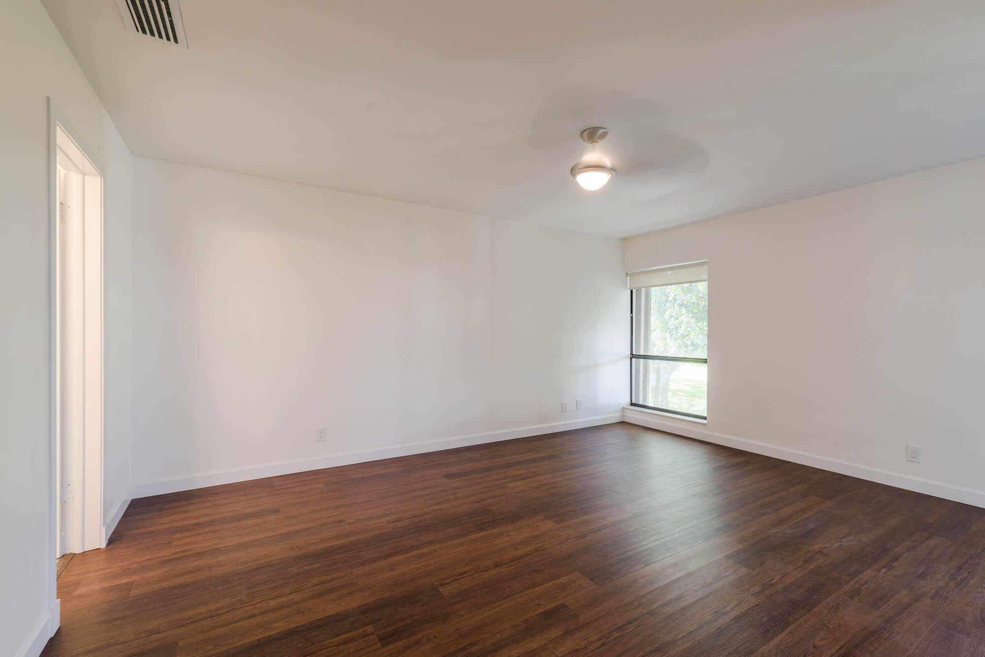 11 Concourse Drive, Unit D Jupiter, FL 33469 - Photo 3 of 9 Primary Bedroom