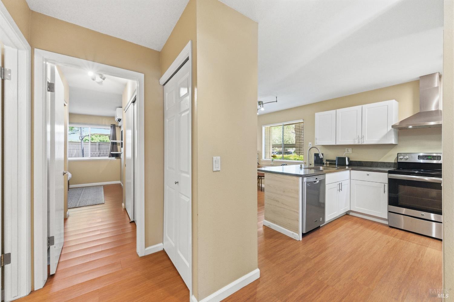 205 Stony Point Road, Unit J Santa Rosa, CA 95401 - Photo 17 of 26