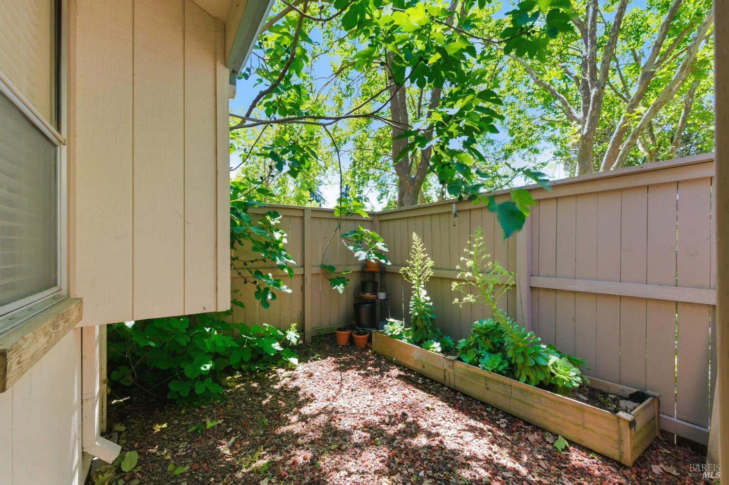 205 Stony Point Road, Unit J Santa Rosa, CA 95401 - Photo 25 of 26