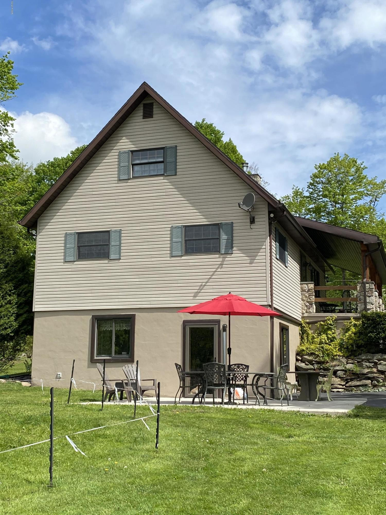 916 Ravnikar Road Forest City, PA 18421 - Photo 31 of 47 Rear View