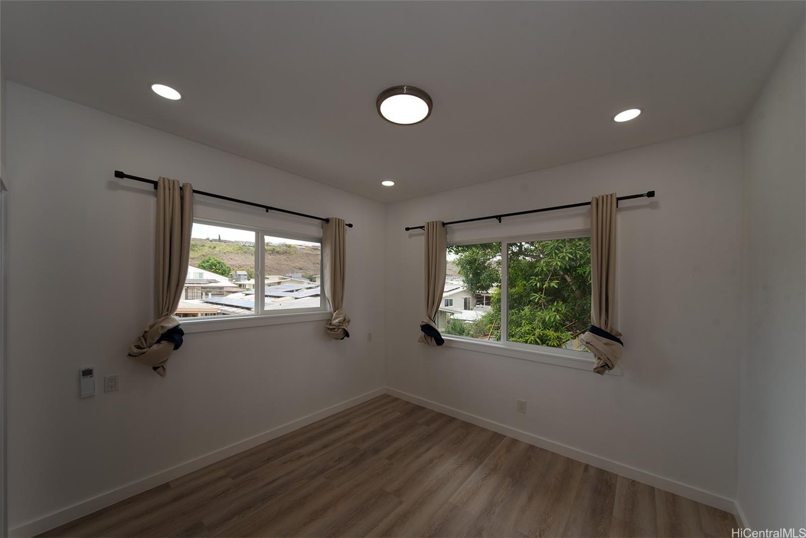 98-352 Pono Street Aiea, HI 96701 - Photo 7 of 9