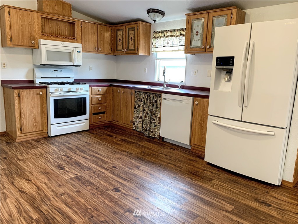 7034 187th Avenue Southwest Rochester, WA 98579 - Photo 4 of 18