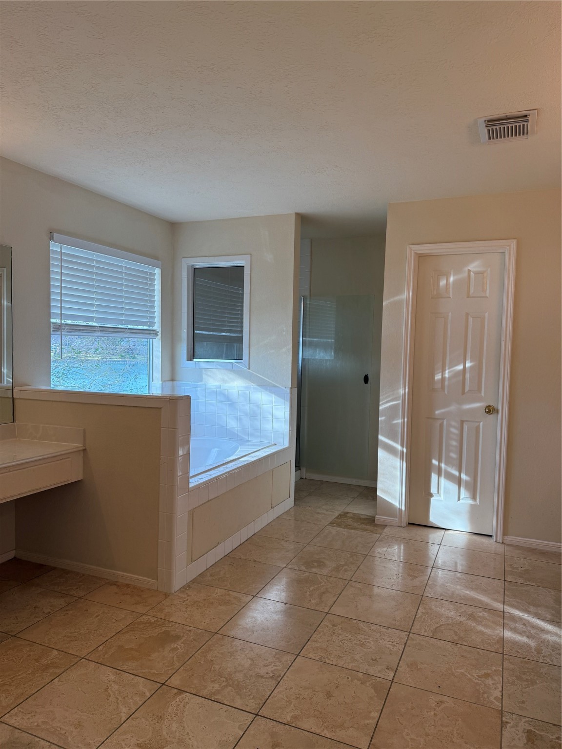 6714 Portuguese Bend Drive Missouri City, TX 77459 - Photo 7 of 13 a view of a storage & utility room