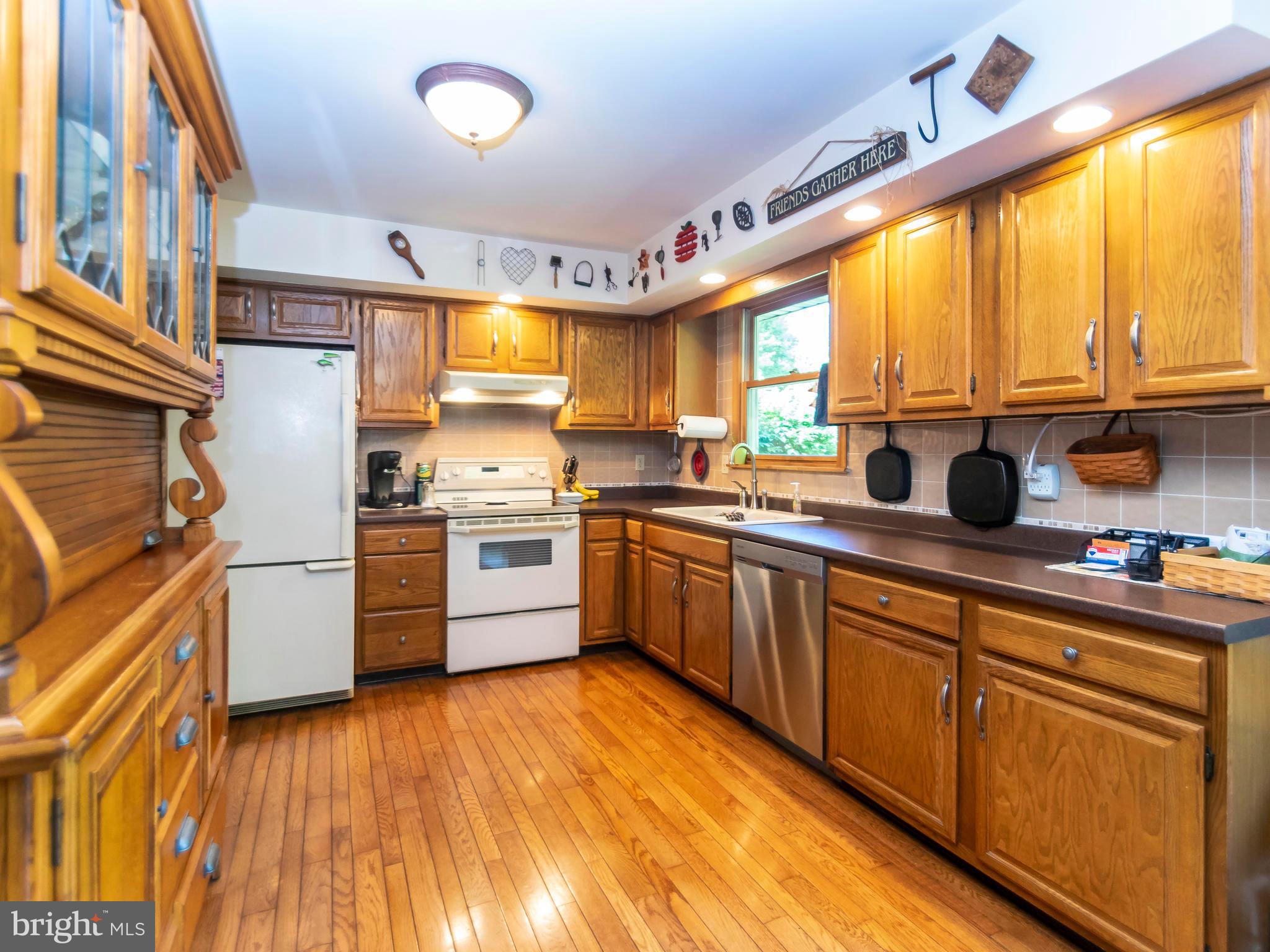 3026 Barndt Road Telford, PA 18969 - Photo 8 of 39 Gallery Image 8