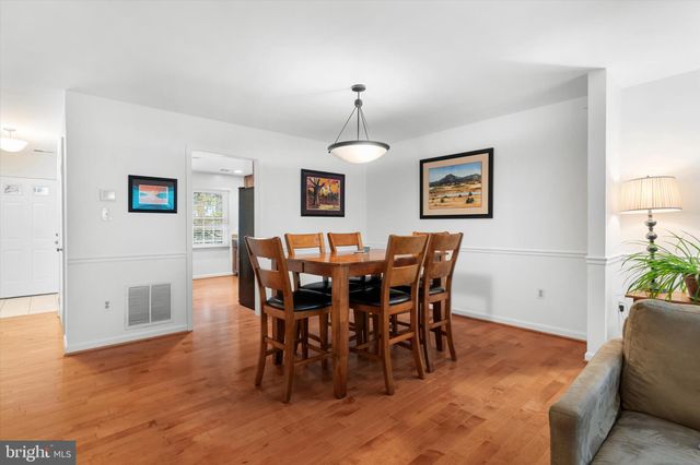 $829,000 | 4207 11th Street North, Unit 1, Arlington, VA 22201