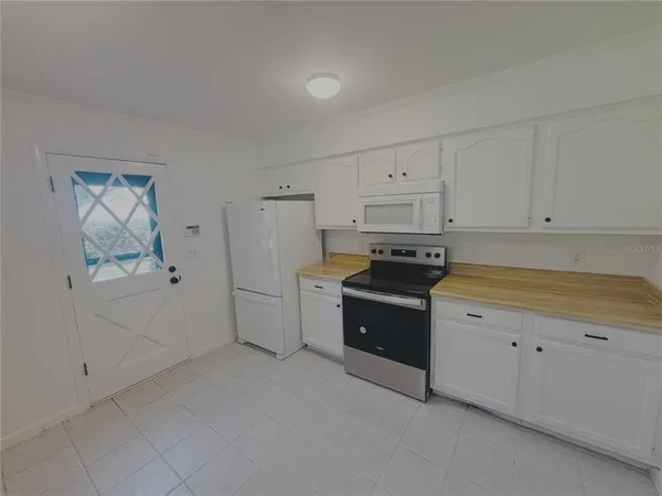 $2,395 | 4440 Northwest 80th Avenue, Ocala, FL 34482