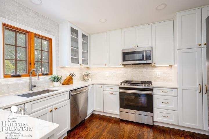 321 Moross Road Grosse Pointe Farms, MI 48236 - Photo 8 of 52