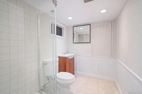 $619,000 | 24 New Highway, Commack, NY 11725