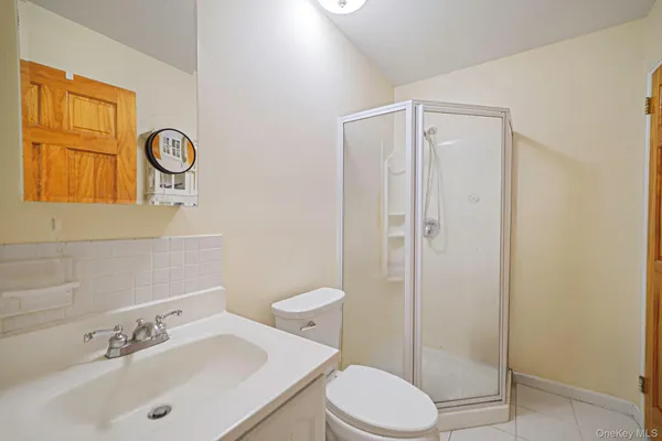 $619,000 | 24 New Highway, Commack, NY 11725