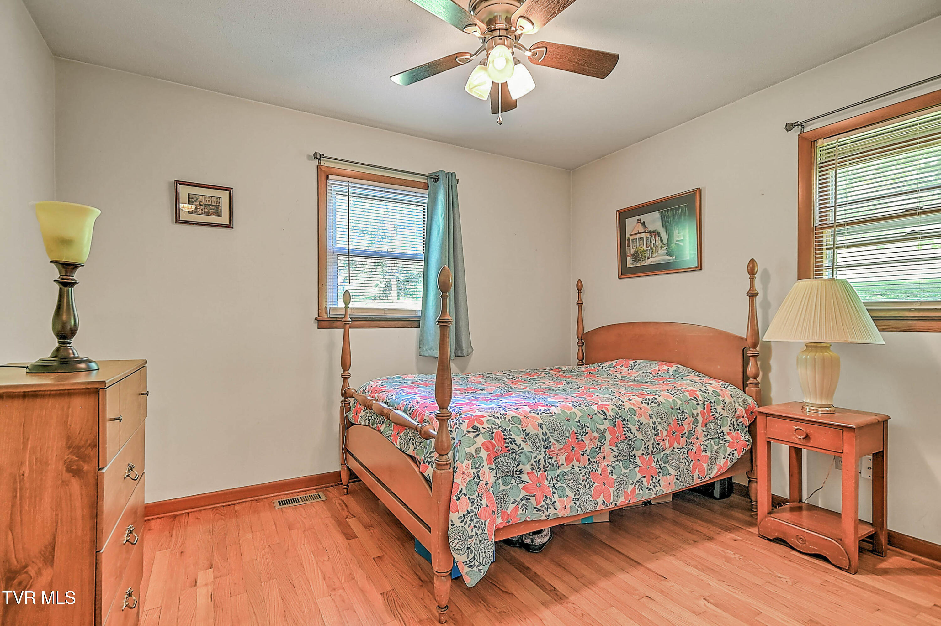 3659 Island Road Blountville, TN 37617 - Photo 14 of 53 3659 Island Rd DK-14