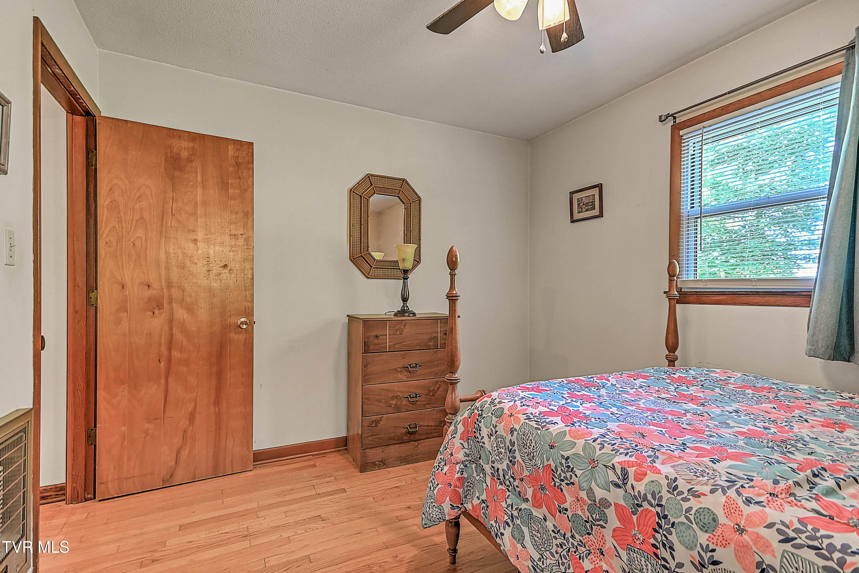 3659 Island Road Blountville, TN 37617 - Photo 15 of 53 3659 Island Rd DK-15