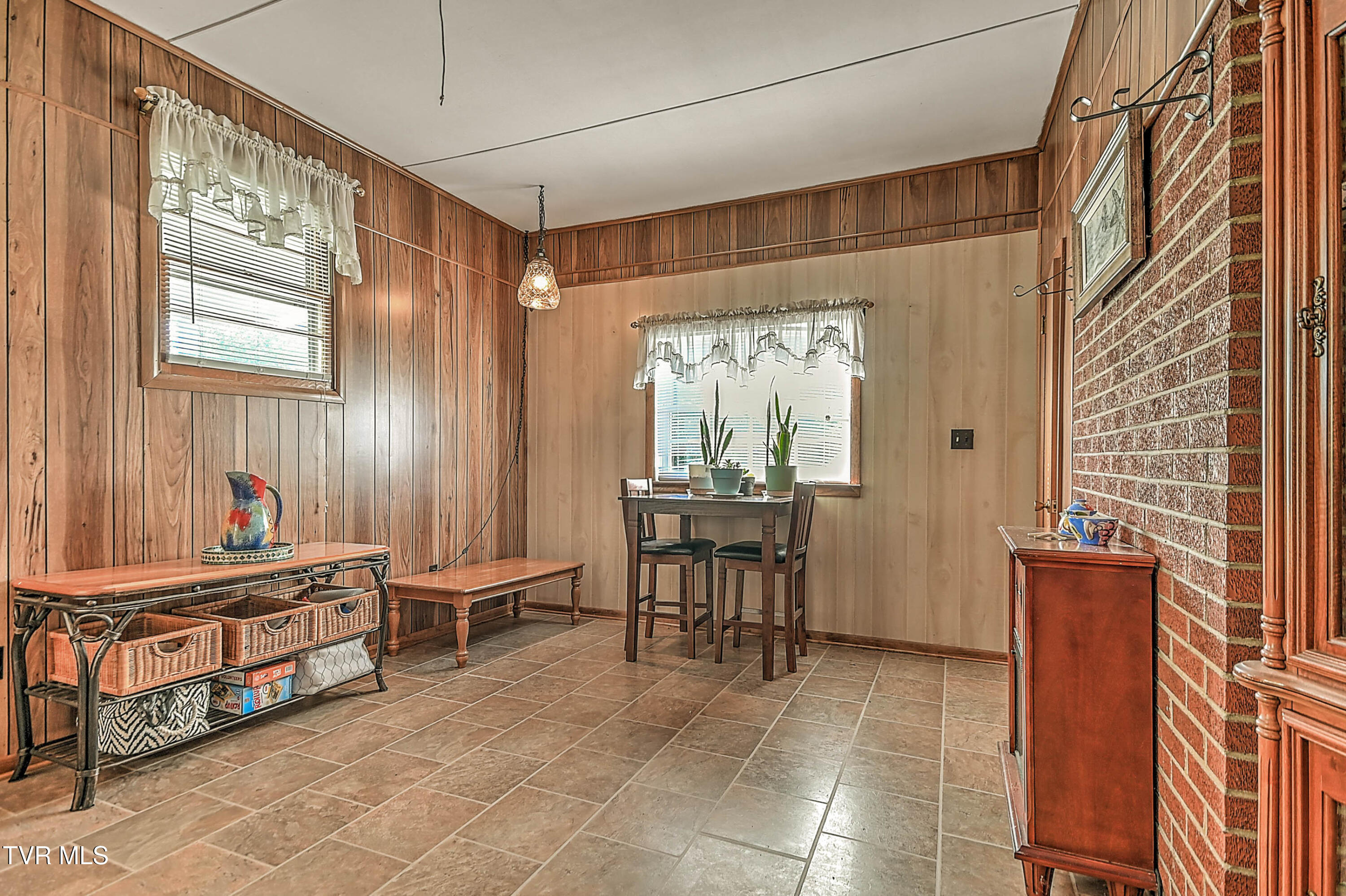3659 Island Road Blountville, TN 37617 - Photo 17 of 53 3659 Island Rd DK-17
