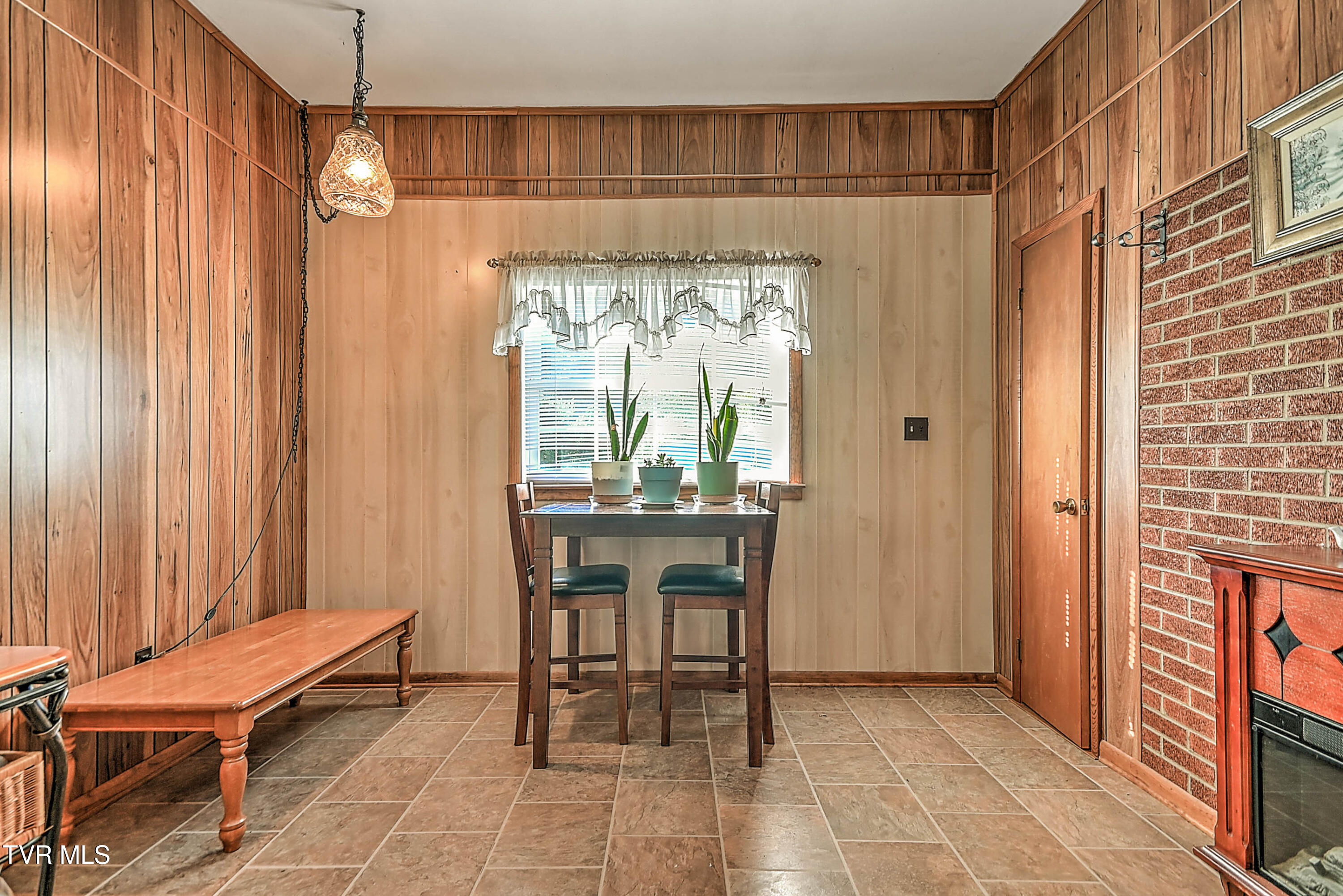 3659 Island Road Blountville, TN 37617 - Photo 19 of 53 3659 Island Rd DK-19