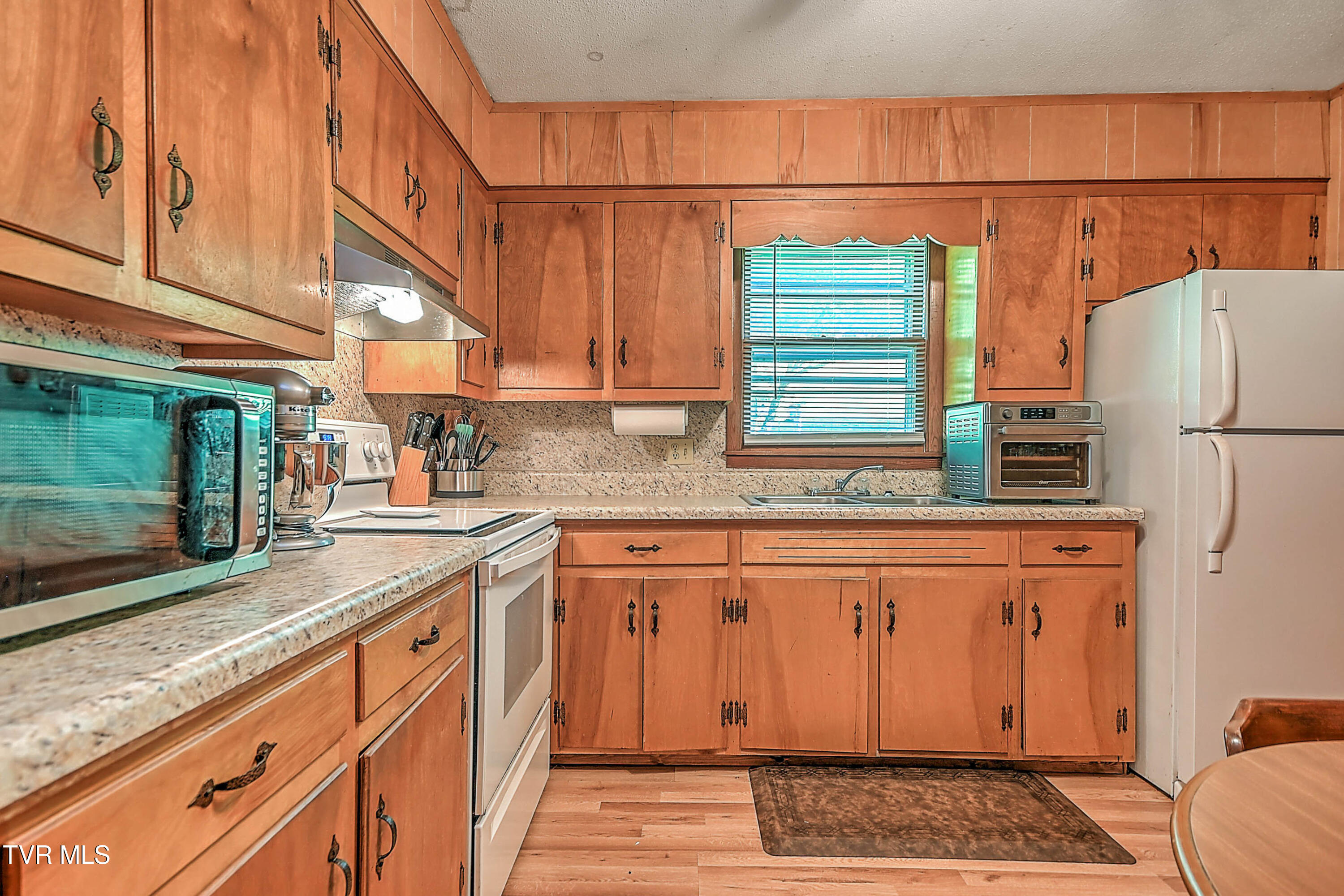 3659 Island Road Blountville, TN 37617 - Photo 28 of 53 3659 Island Rd DK-28