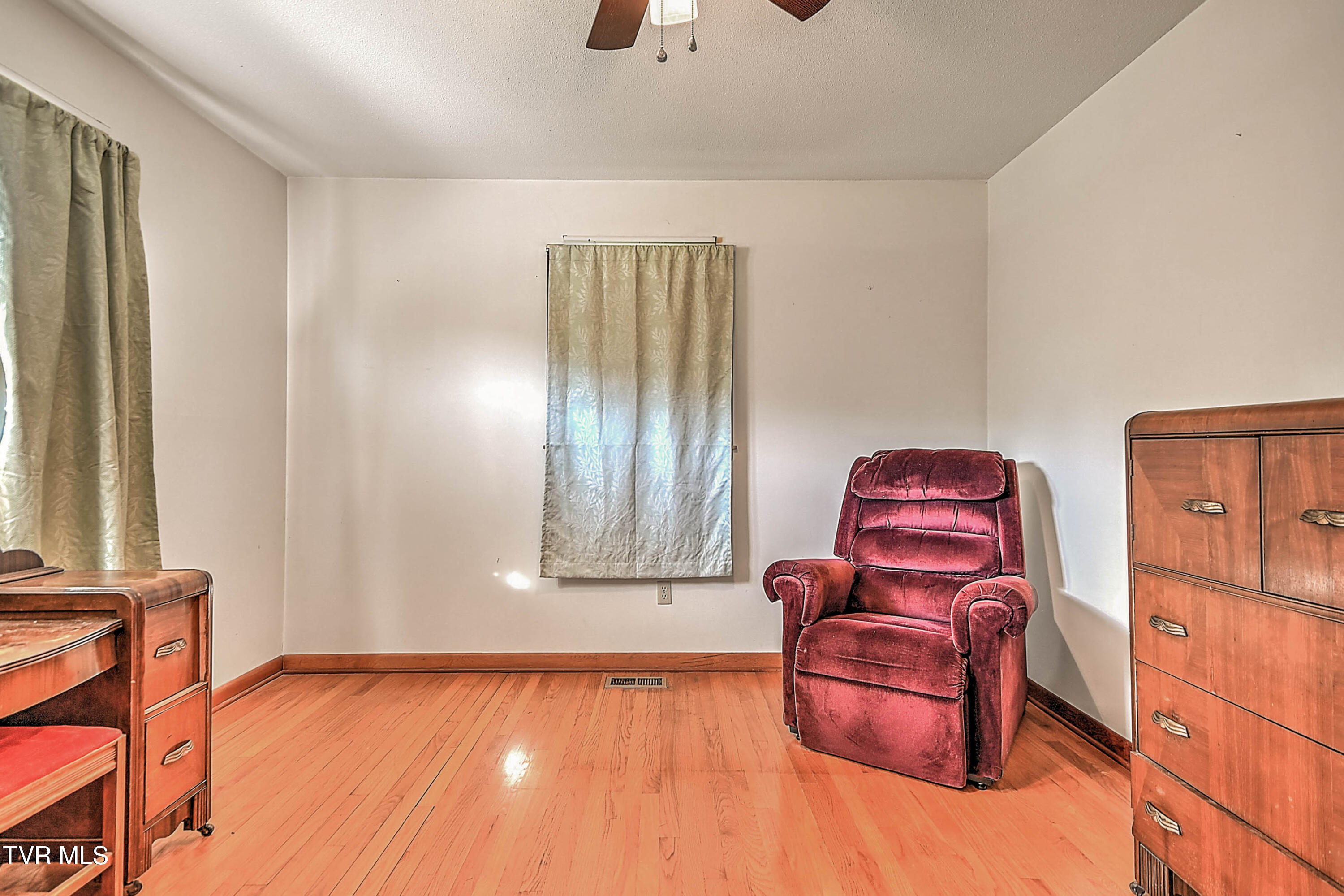 3659 Island Road Blountville, TN 37617 - Photo 30 of 53 3659 Island Rd DK-30