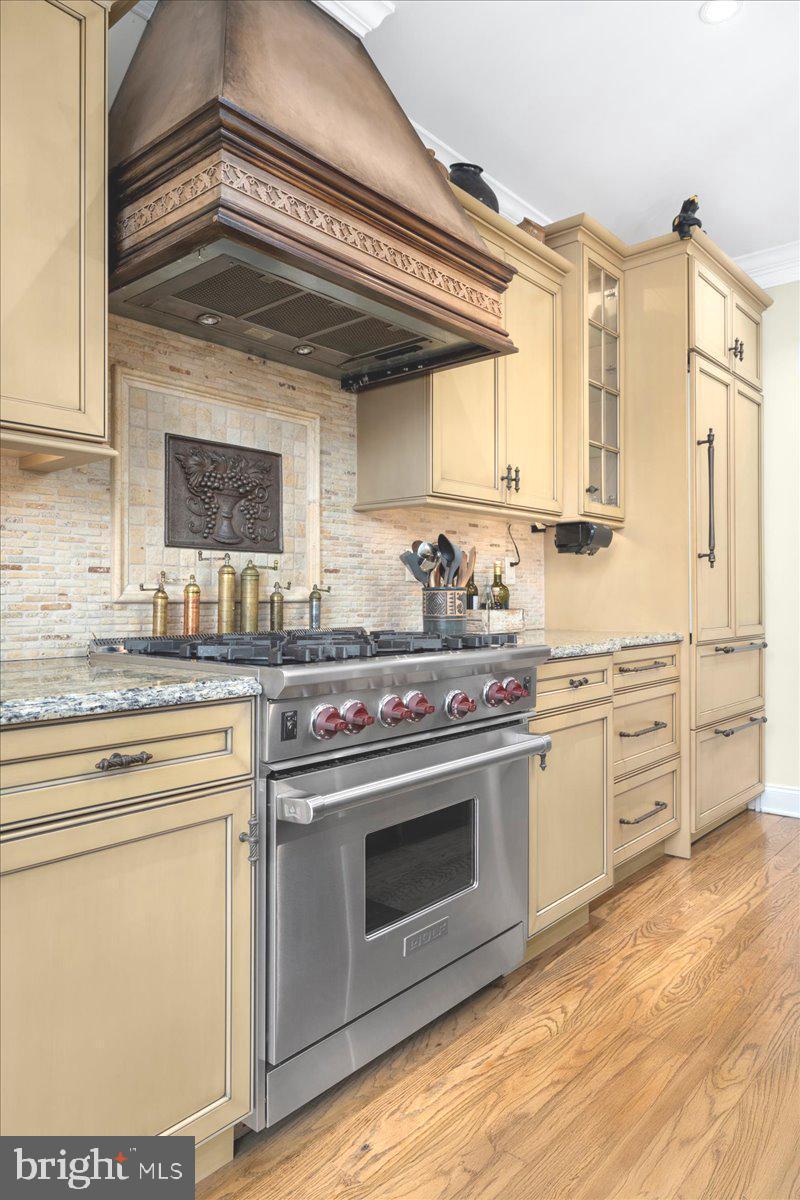 36 West Mechanic Street New Hope, PA 18938 - Photo 10 of 26 a kitchen with stainless steel appliances granite countertop a stove and a sink