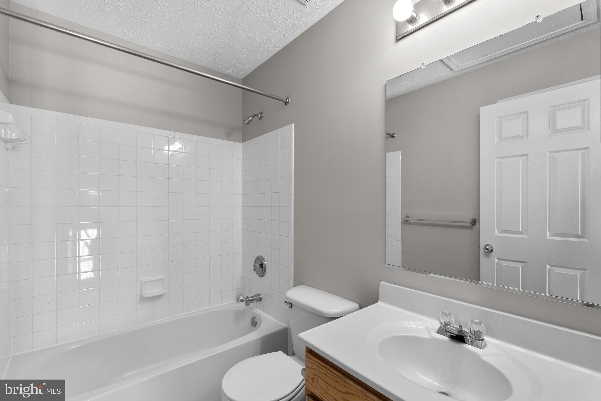 2816 Profitt Path Edgewood, MD 21040 - Photo 28 of 43 Full bathroom