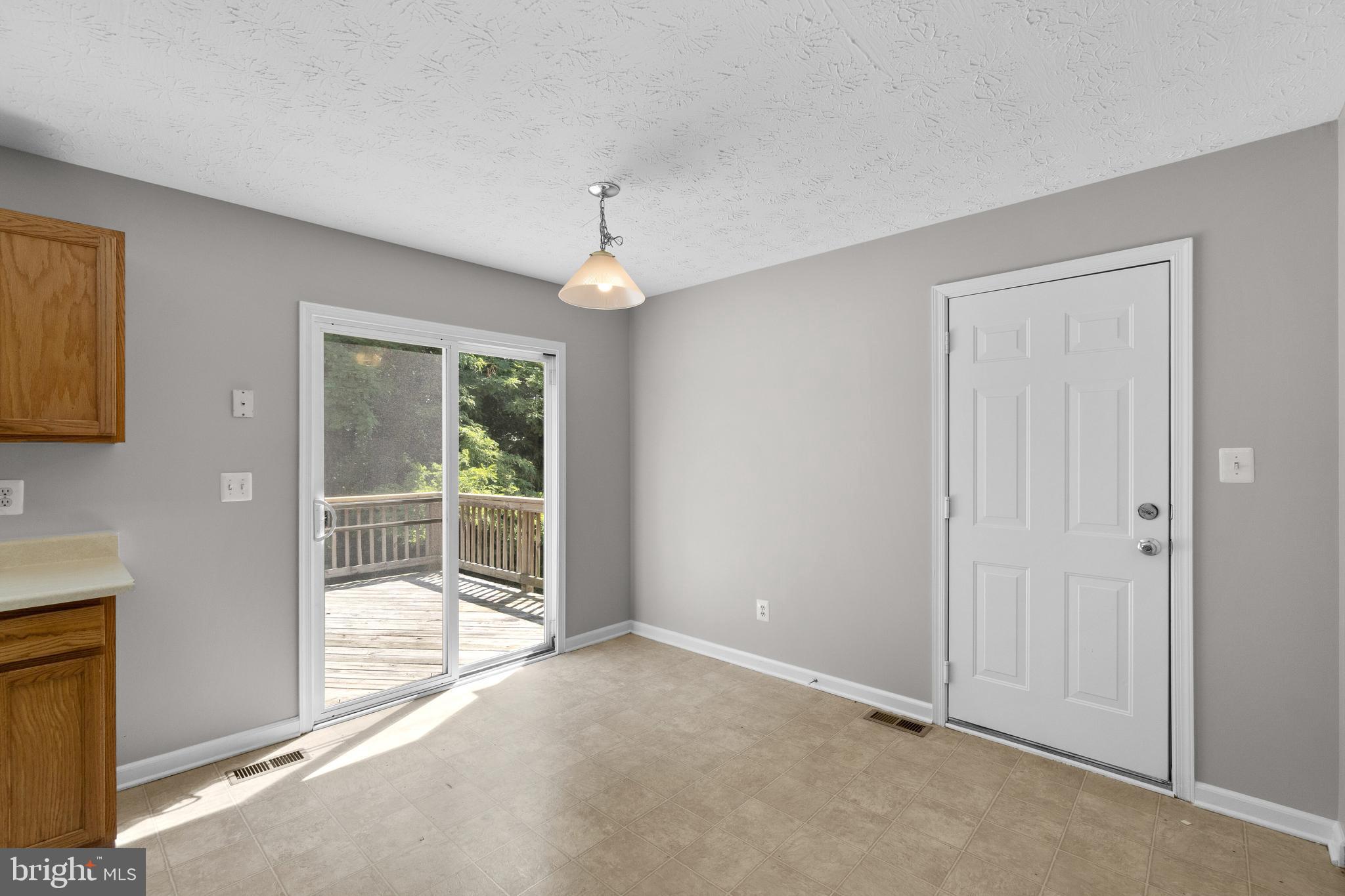 2816 Profitt Path Edgewood, MD 21040 - Photo 9 of 43 Dining room