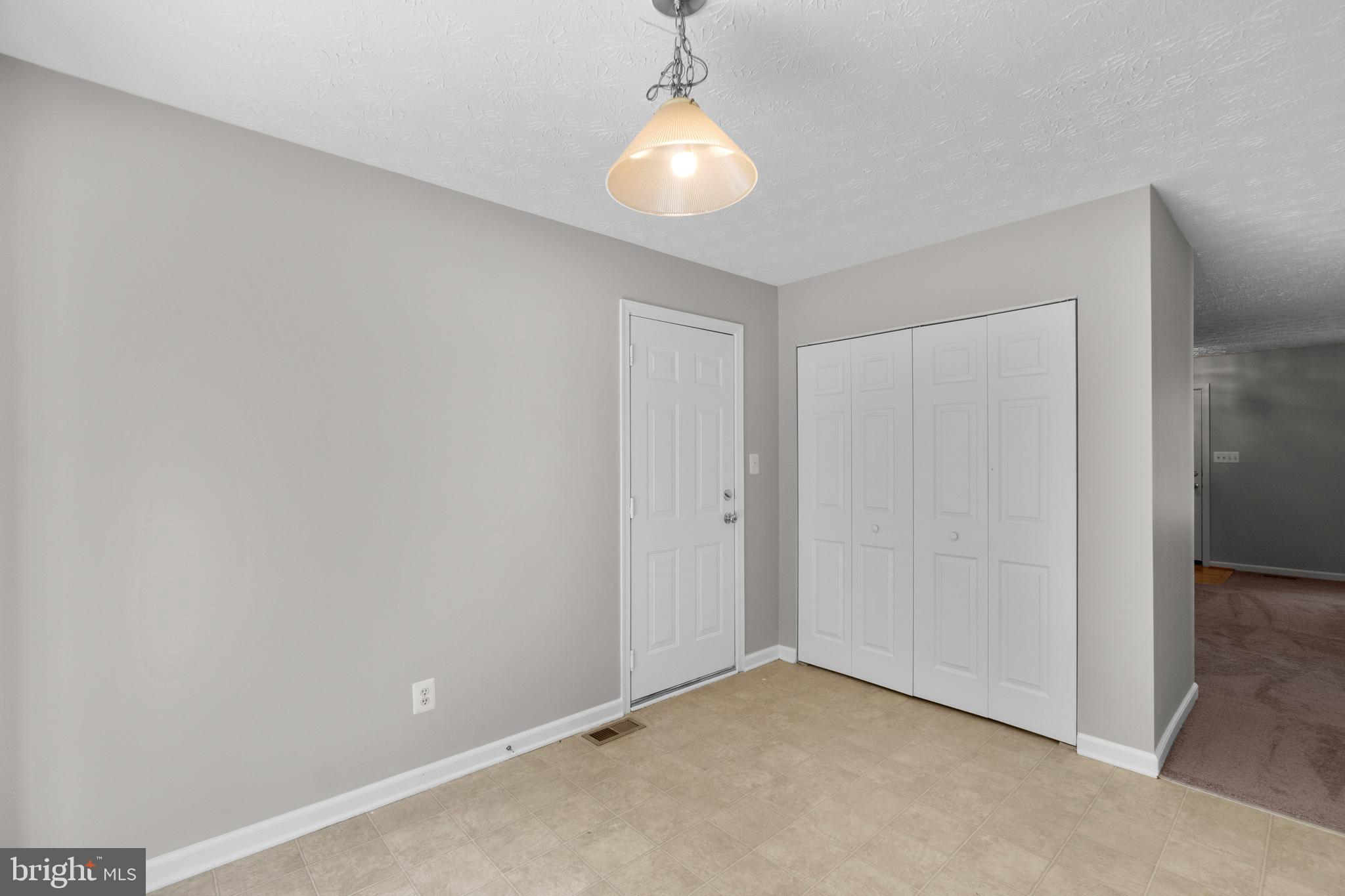 2816 Profitt Path Edgewood, MD 21040 - Photo 10 of 43 Dining room