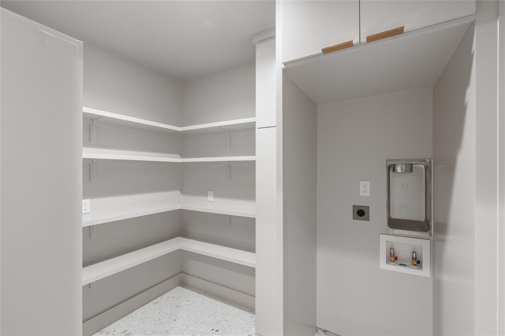 3400 MacArthur Drive Waco, TX 76708 - Photo 34 of 40 Laundry and additional pantry area