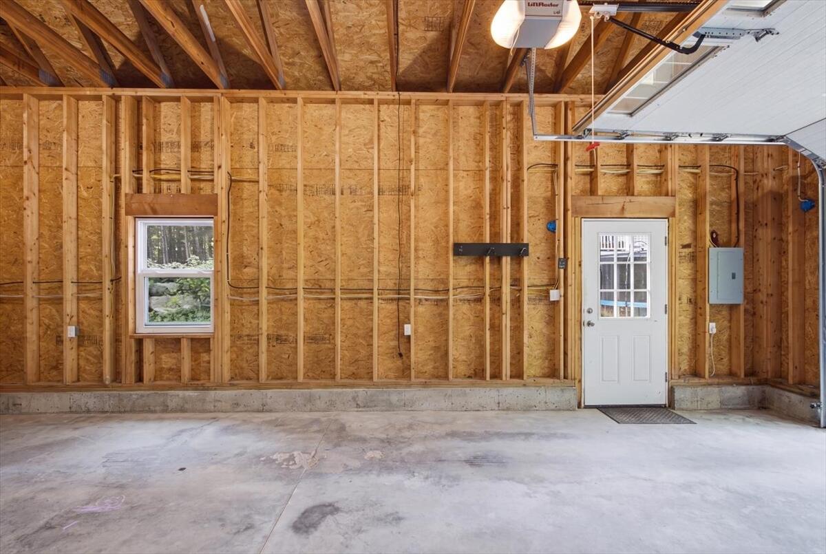 140 Ralph Richardson Road Norway, ME 04268 - Photo 101 of 112 083-Garage 02