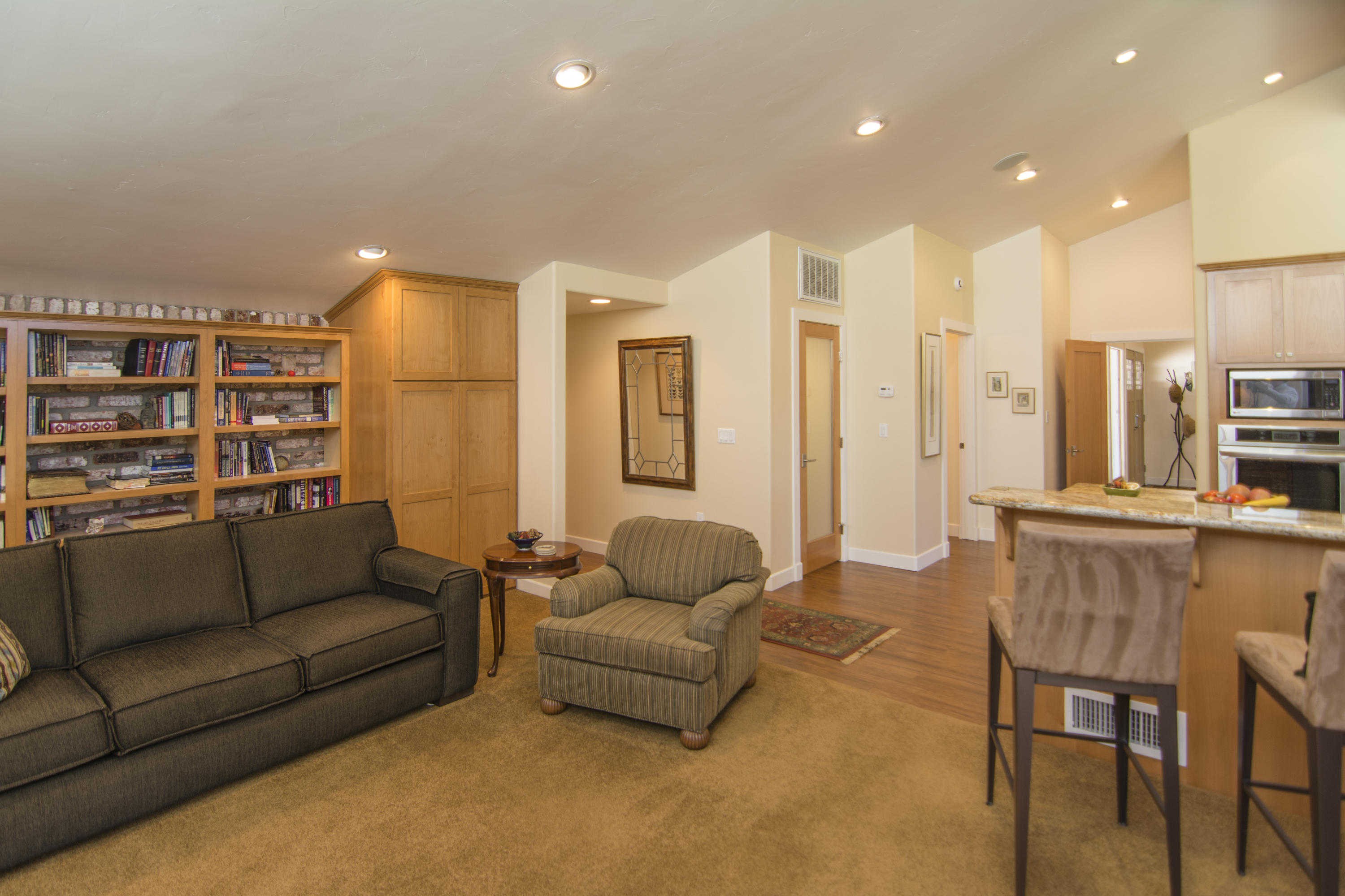 3114 Brent Road Redding, CA 96002 - Photo 12 of 23 Family Room