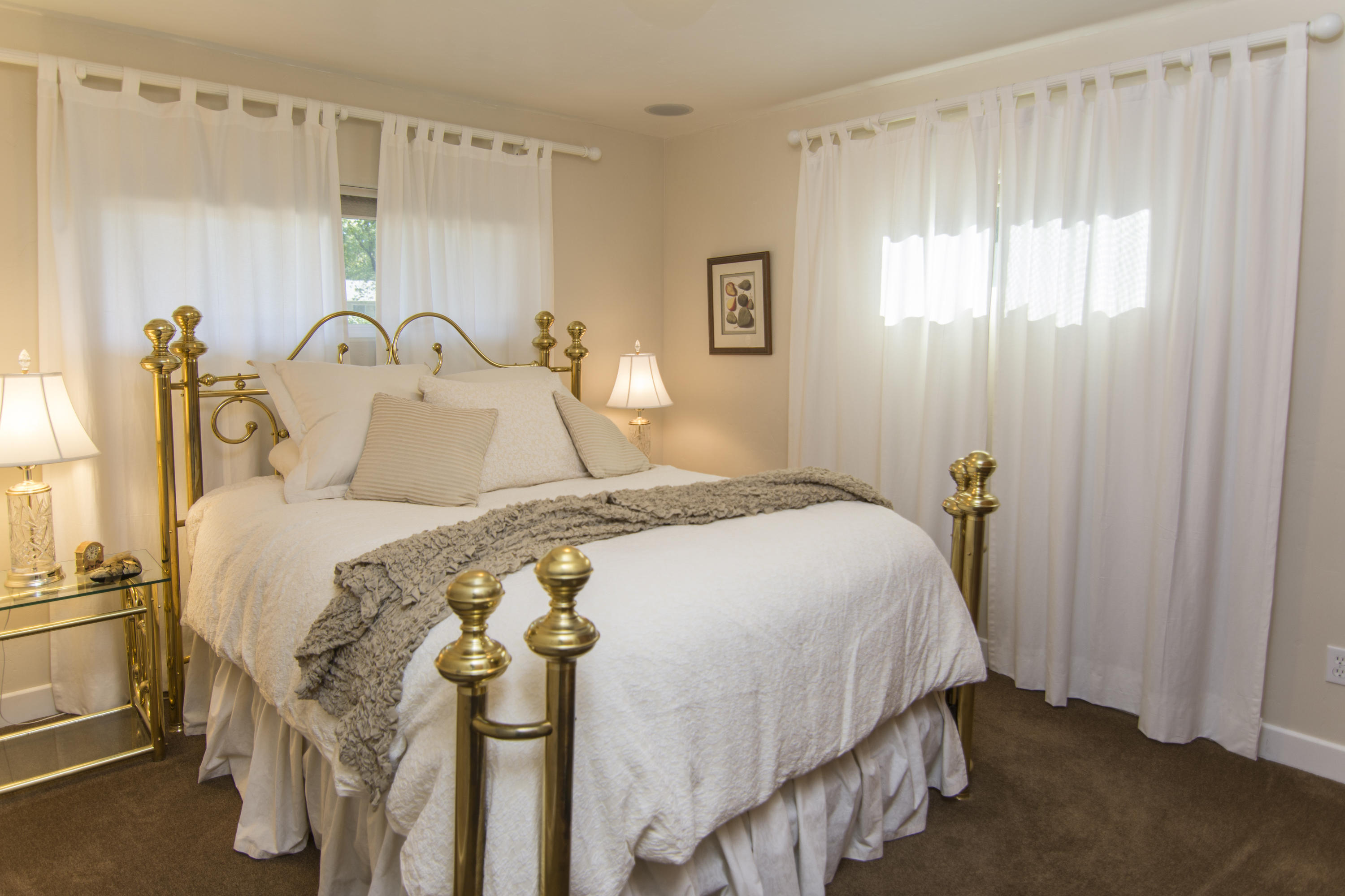 3114 Brent Road Redding, CA 96002 - Photo 13 of 23 Guest Bedroom