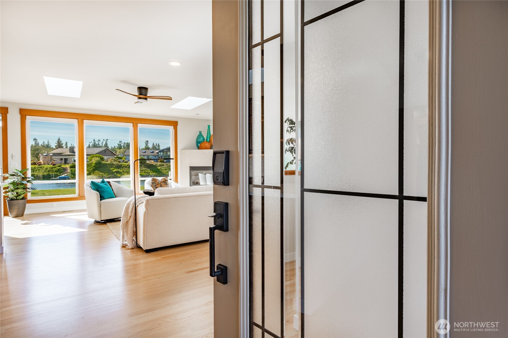 8175 Sehome Road Blaine, WA 98230 - Photo 4 of 40