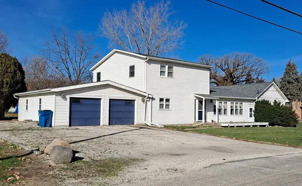 $196,000 | 2585 East 450th Road, Oglesby, IL 61348